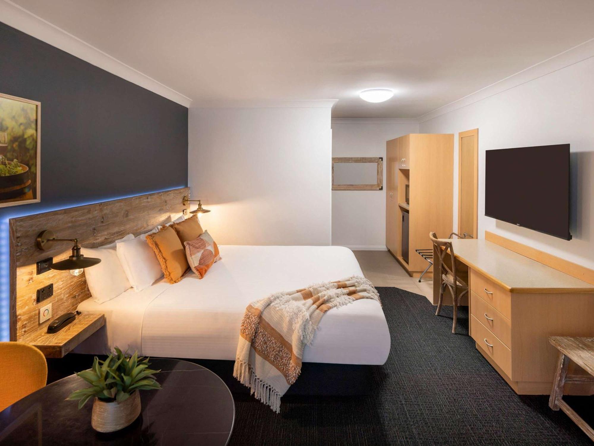 Ibis Styles Orange Hotel Екстериор снимка