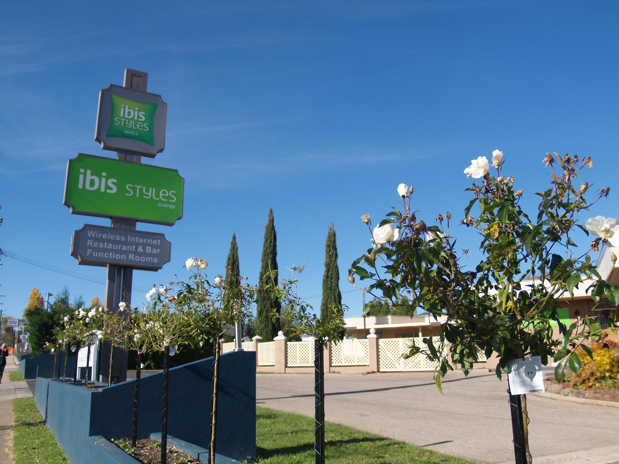 Ibis Styles Orange Hotel Екстериор снимка