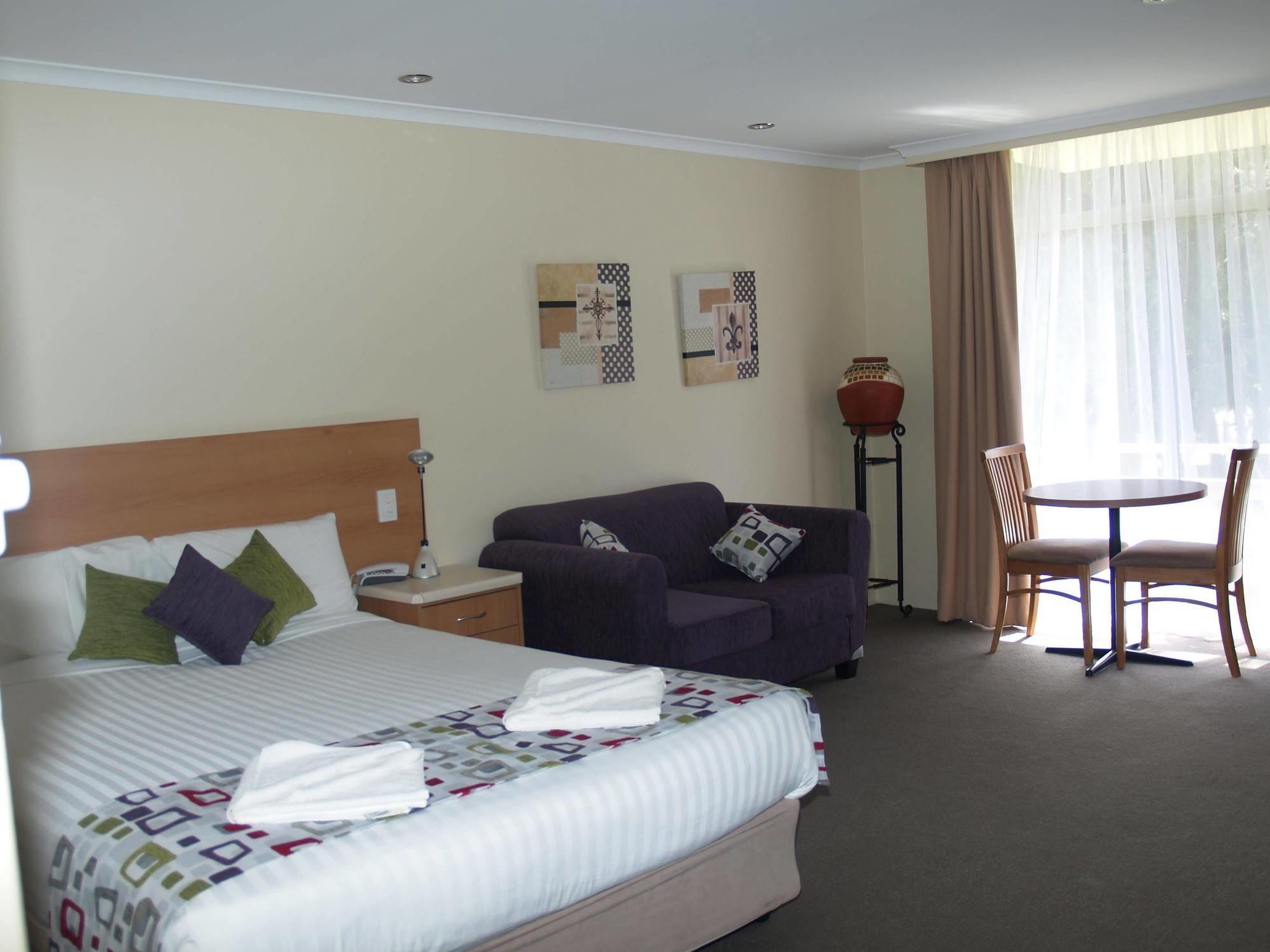 Ibis Styles Orange Hotel Екстериор снимка
